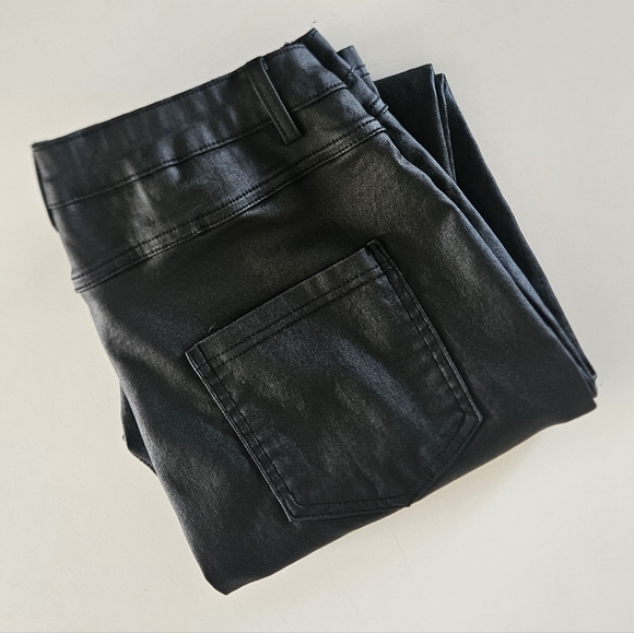 SHEIN Curve Plus Faux Leather Straight Leg Pants - Picture 4 of 8